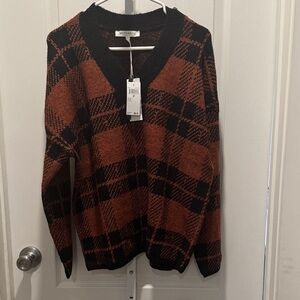 Workshop Women’s Black and Brown V-Neck Sweater